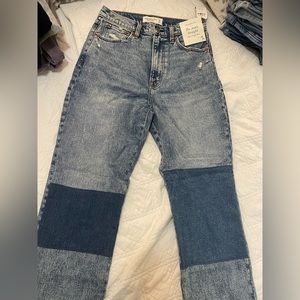 Abercrombie Ultra High Rise Ankle Straight Jeans